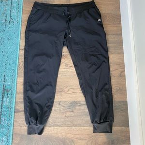 Maternity joggers